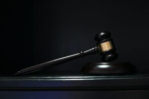 熟年離婚における訴訟の弁護士費用相場はどのくらい？