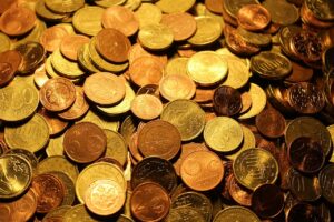 熟年離婚でお金にルーズな夫とどう向き合うべきか？