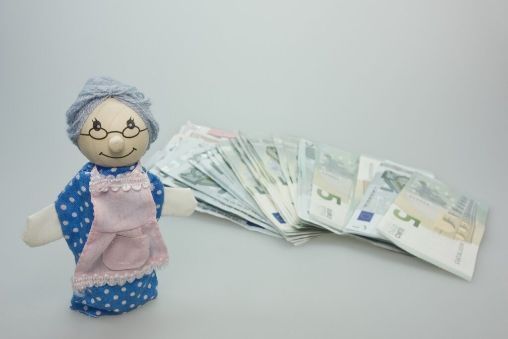 熟年離婚後の年金はどうなるのか解説しますか？